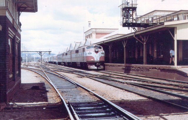 A pair of GMs head a northbound passenger service.