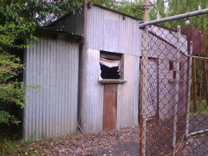 The old shower block from the workers amenities at Ardglen Quarry.