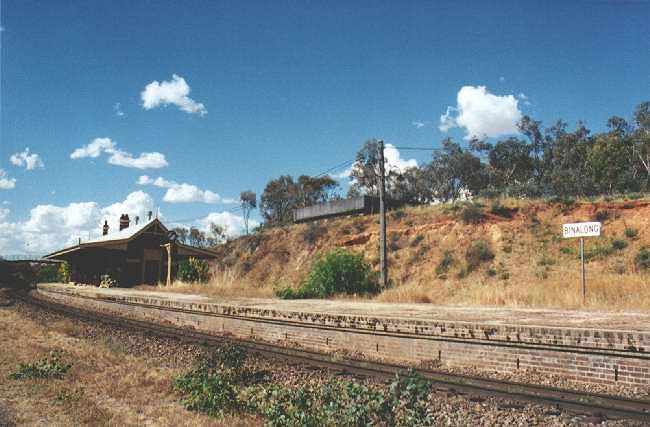 
Another view of the building, this time looking towards Harden.
