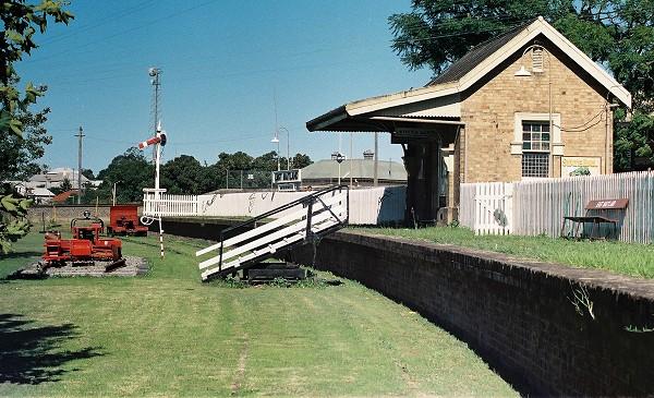 A closer view of the disused, but well-preserved, branch line platform.