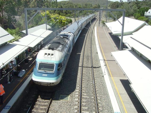 The view looking north, with the down Grafton XPT departing after picking up passengers for the North Coast.