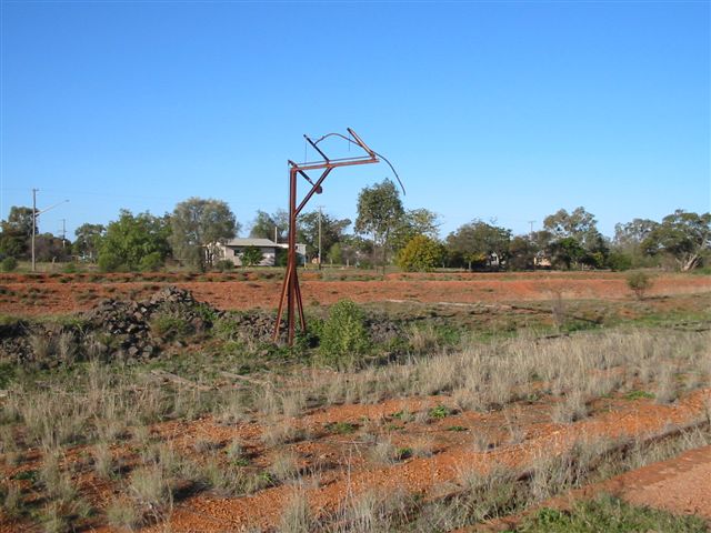 
More derelict yard structures.
