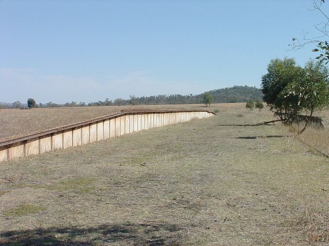 
Another view of the goods loading platform.
