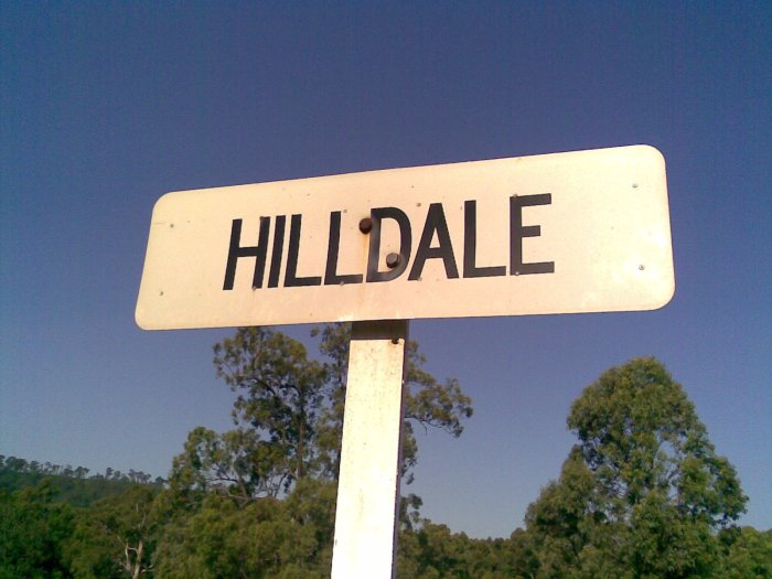 The nameboard on the short platform.