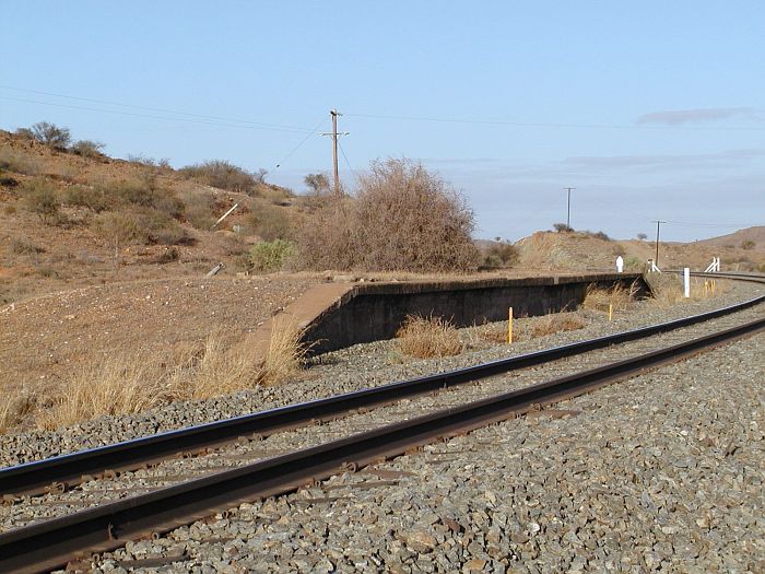 
Platform structure at Mt Gipps, about 7km east of Broken Hill.
