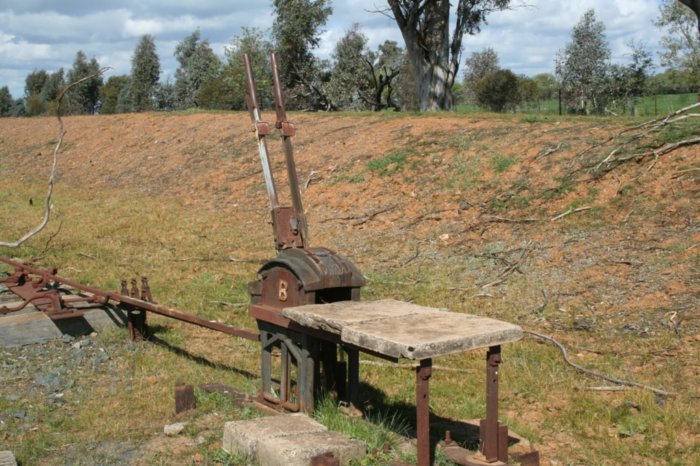 Frame B at the Rand end of the yard looking back towards Henty.