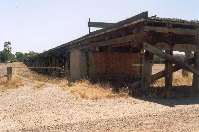 
Newell Highway bridge, the northern approach western side.
