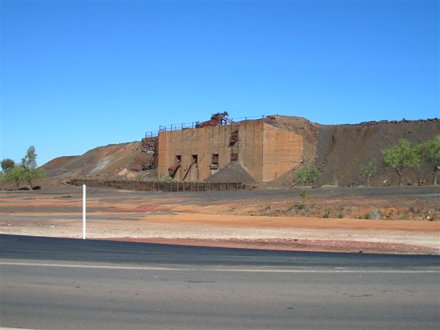 
Occidental Mine. All track has been lifted in the vicinity.
