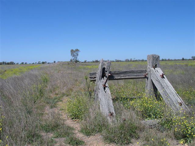 
The view from behind the stop block looking towards Merrywinebone.
