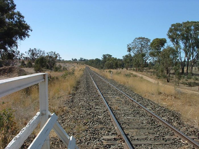 
No trace remains at this location, as this area of the line had been
upgraded.
