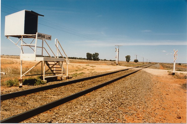 
The very minimal steel platform at Sayers Lake, looking east.
