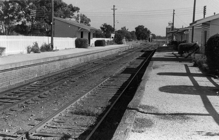 
The view looking west along the pair of platforms making up the station.
