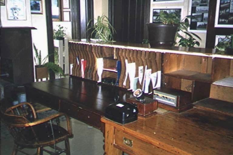 
Restored desk equipment, which is part of the museum now residing in the
station building.
