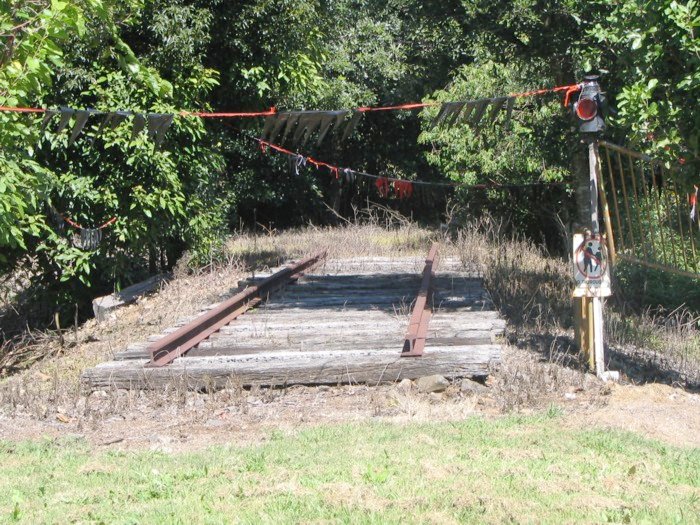 A small reminder of the track at Teven.  The track from Ballina approached Teven from the background and then crossed Tintenbar Road on its path north to Booyong.