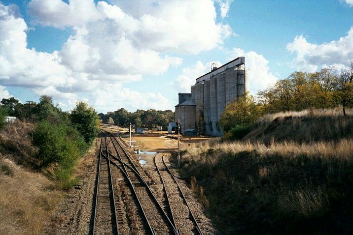 
The view looking south, showing the nearby silos.
