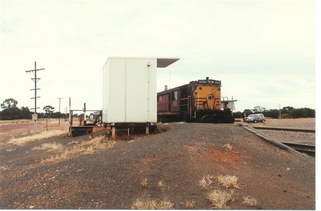 4809/4823/4846 have paused for safeworking duties. Note that the lever frame is still in position.