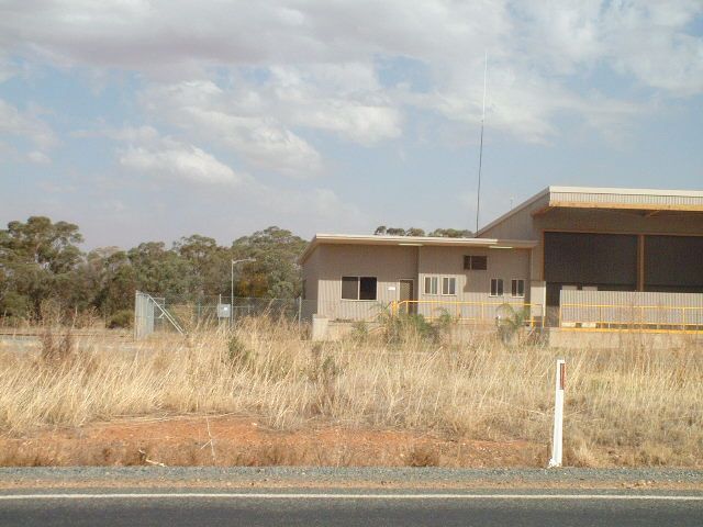 
The office area of the former Freight Centre.  When the station was demolished,
this became the Station Master's office, Booking Office and Accounts office
for the Freight Centre.
